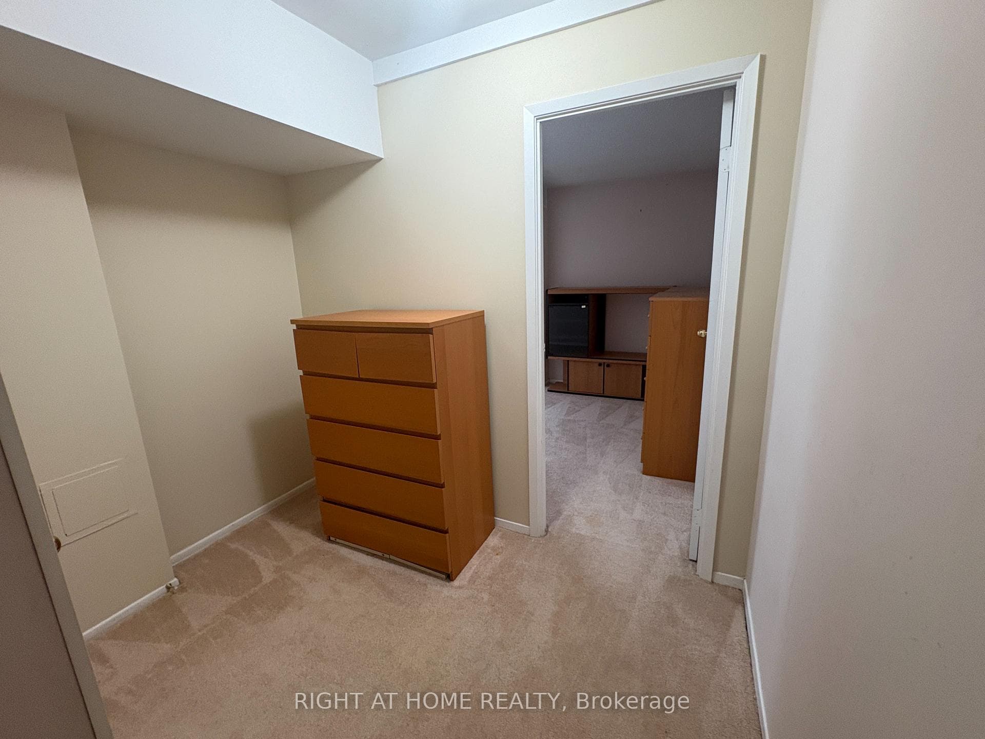 160 Palmdale Drive Unit 194 photo 15