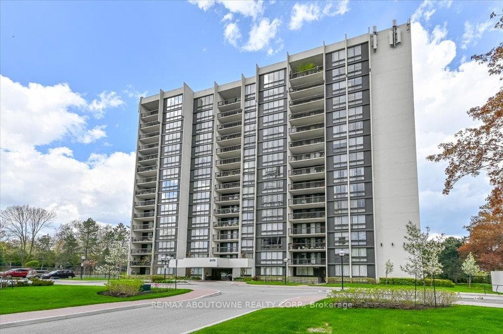 2175 Marine Drive Unit 1102 photo 1