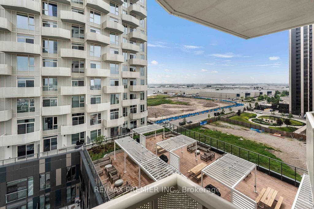 10 Abeja Street Unit 816 photo 18