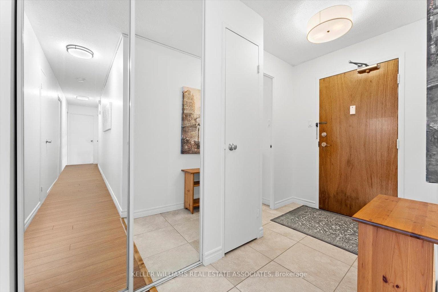1 Royal Orchard Boulevard Unit 302 photo 6
