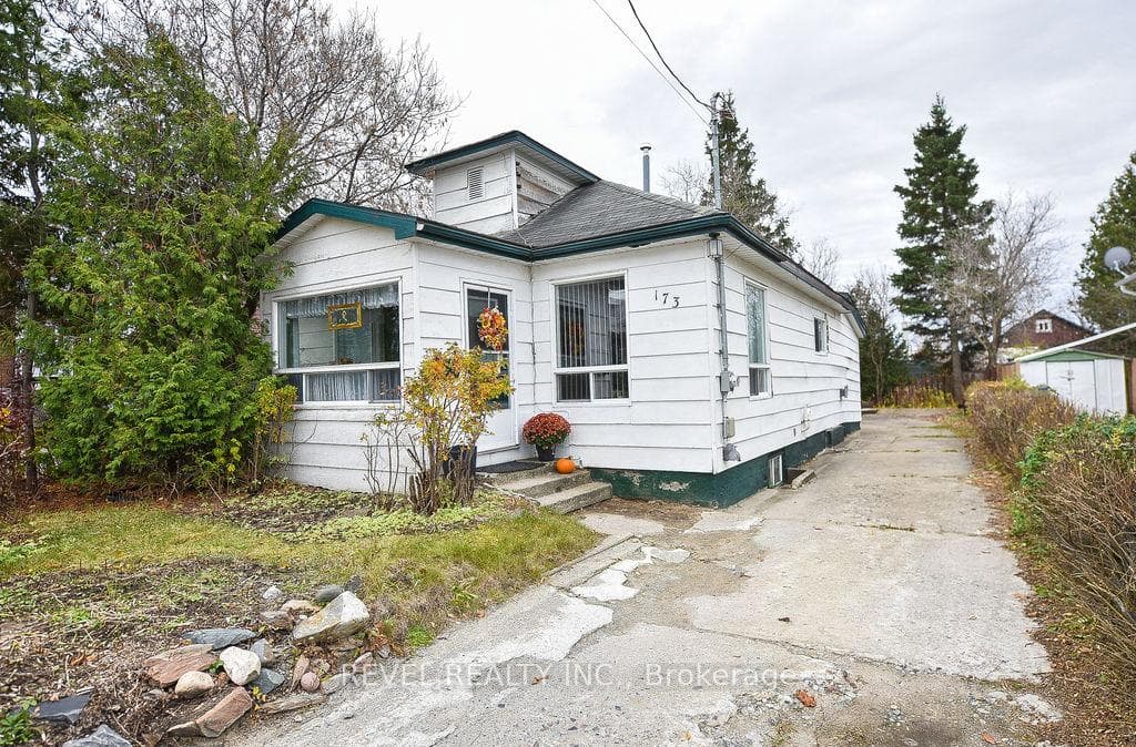 173 Columbus Avenue photo 20