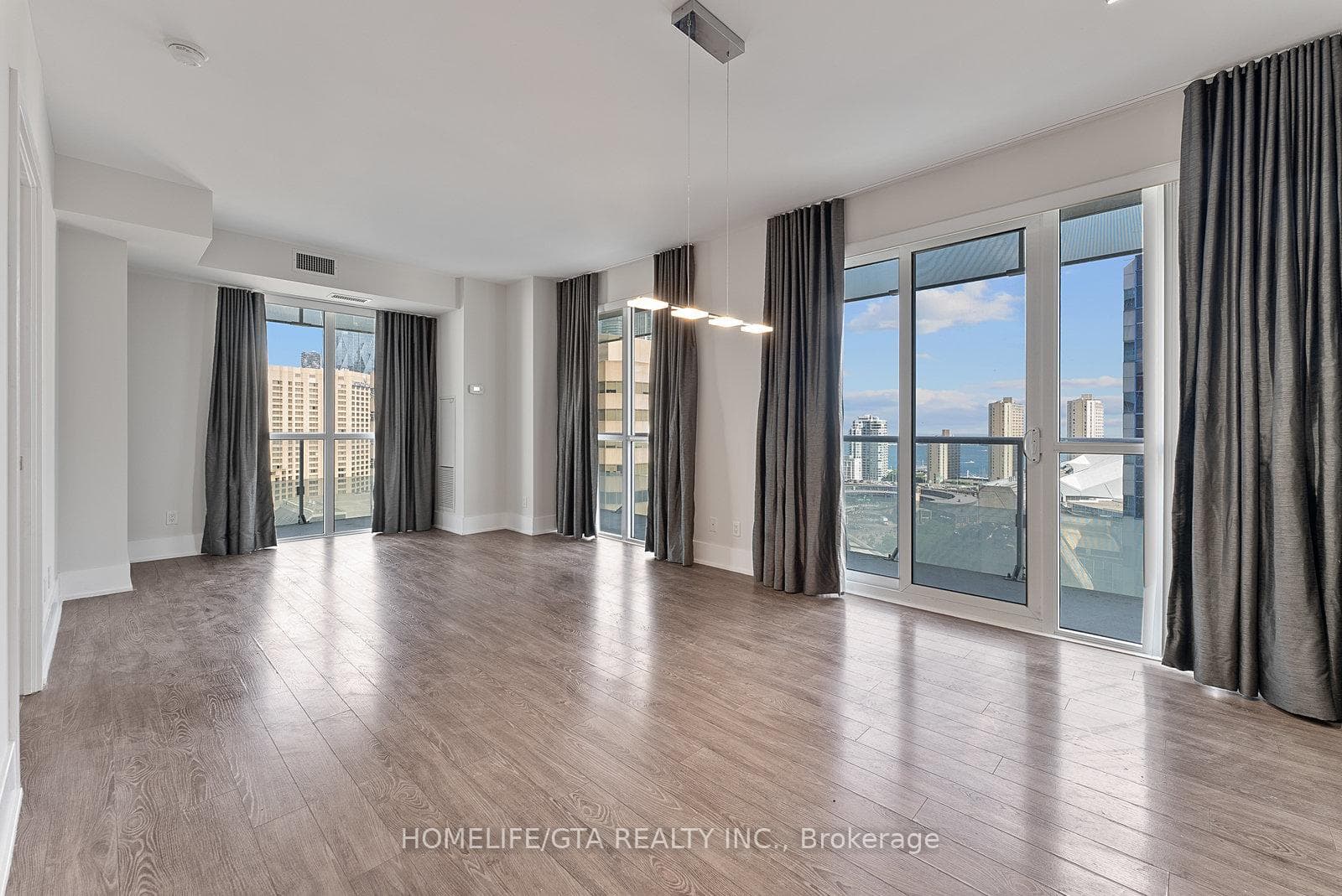 300 Front Street Unit 1811 photo 4