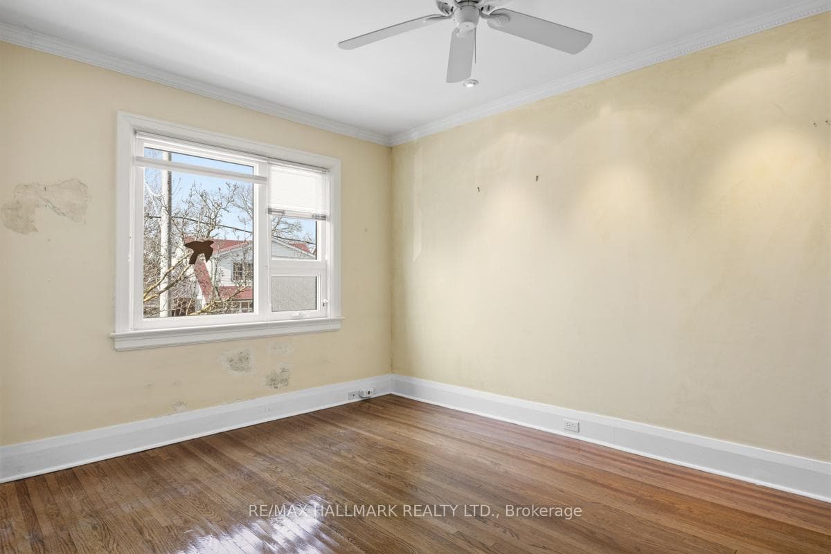 549 Milverton Boulevard photo 16
