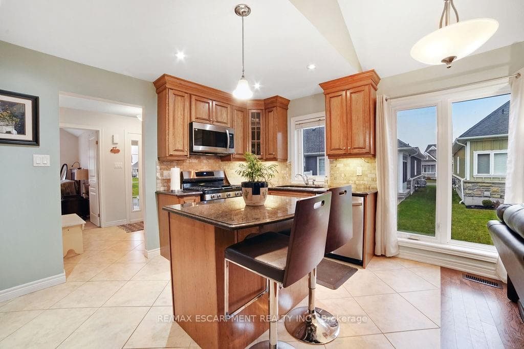 11 Gamble Lane photo 16