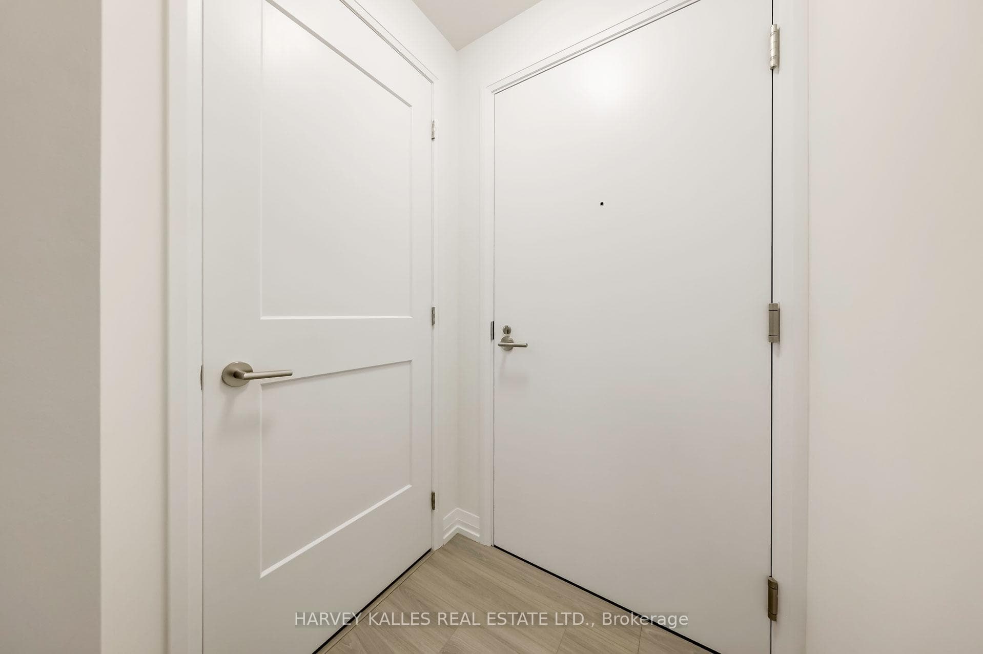 50 Dunfield Avenue Unit 3320 photo 7