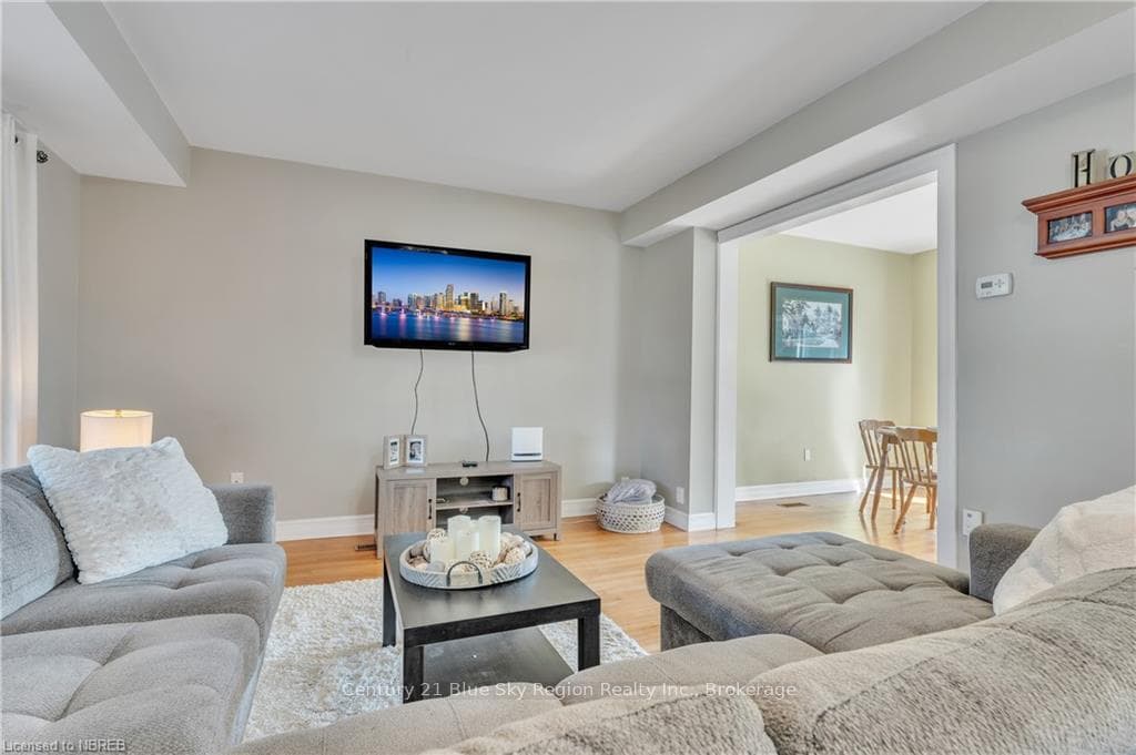172 FOURTH Avenue photo 8