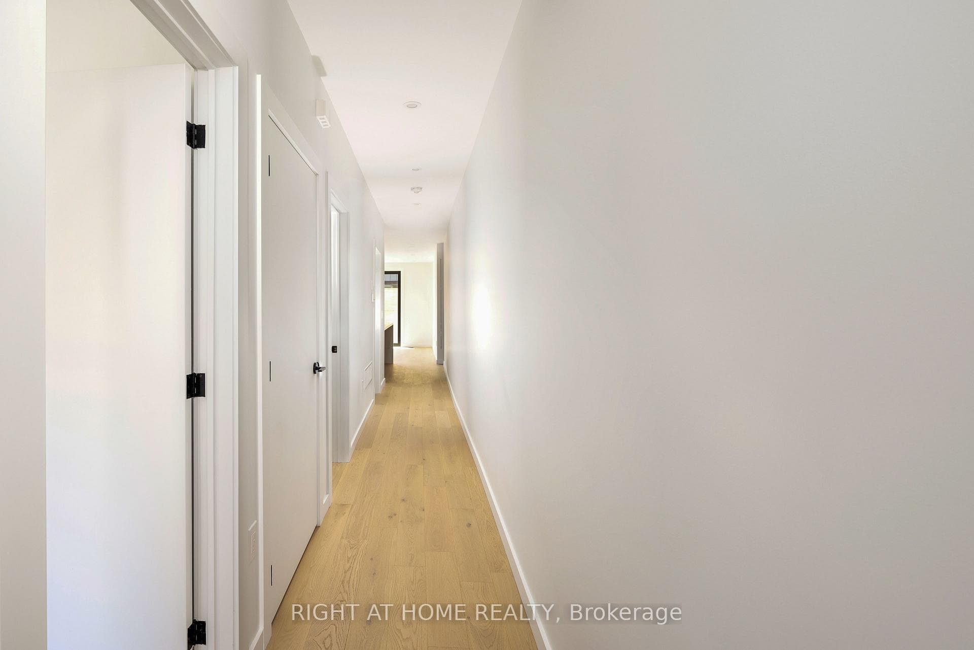 86 Lansdowne Avenue Unit Unit #1 photo 2