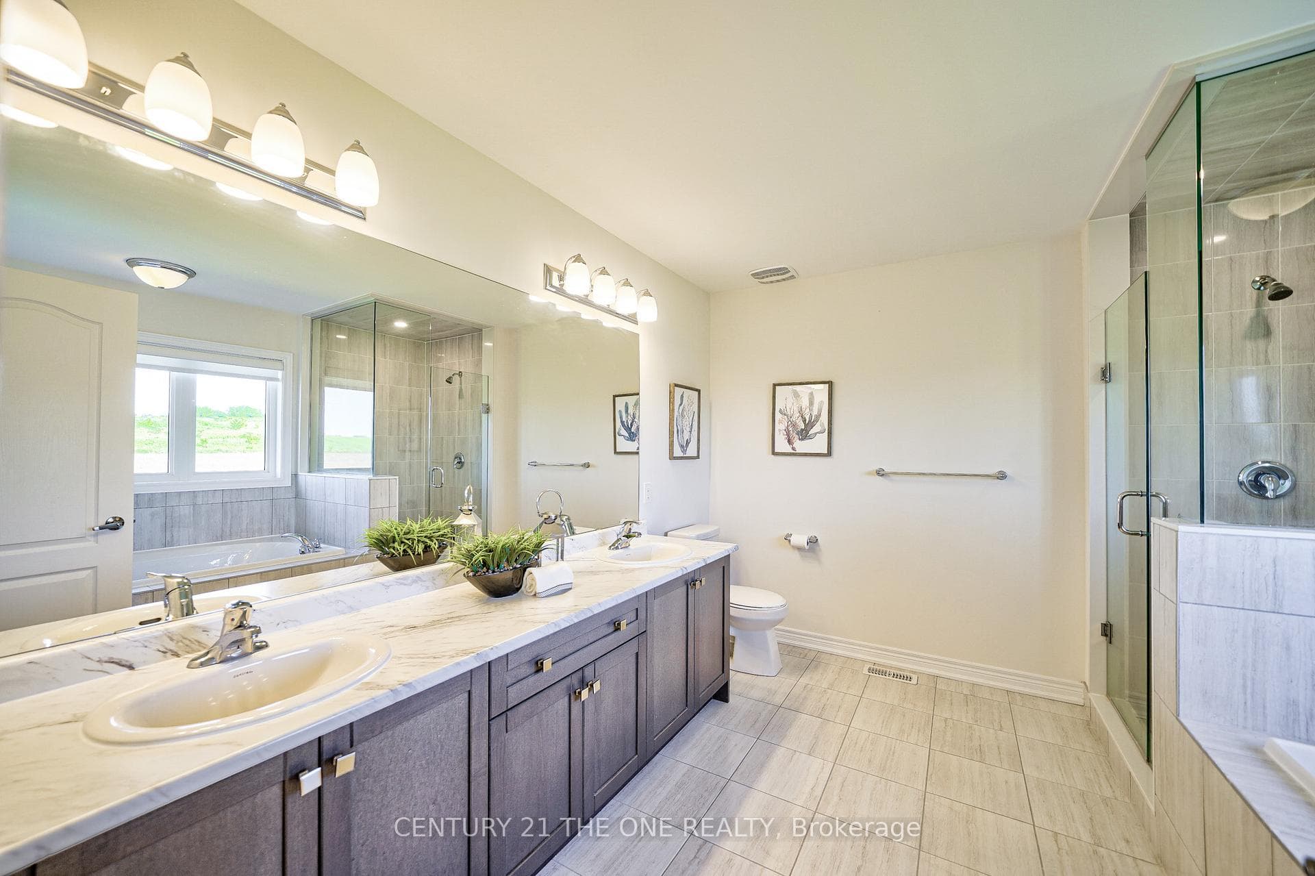 70 Walter Tunny Crescent photo 13