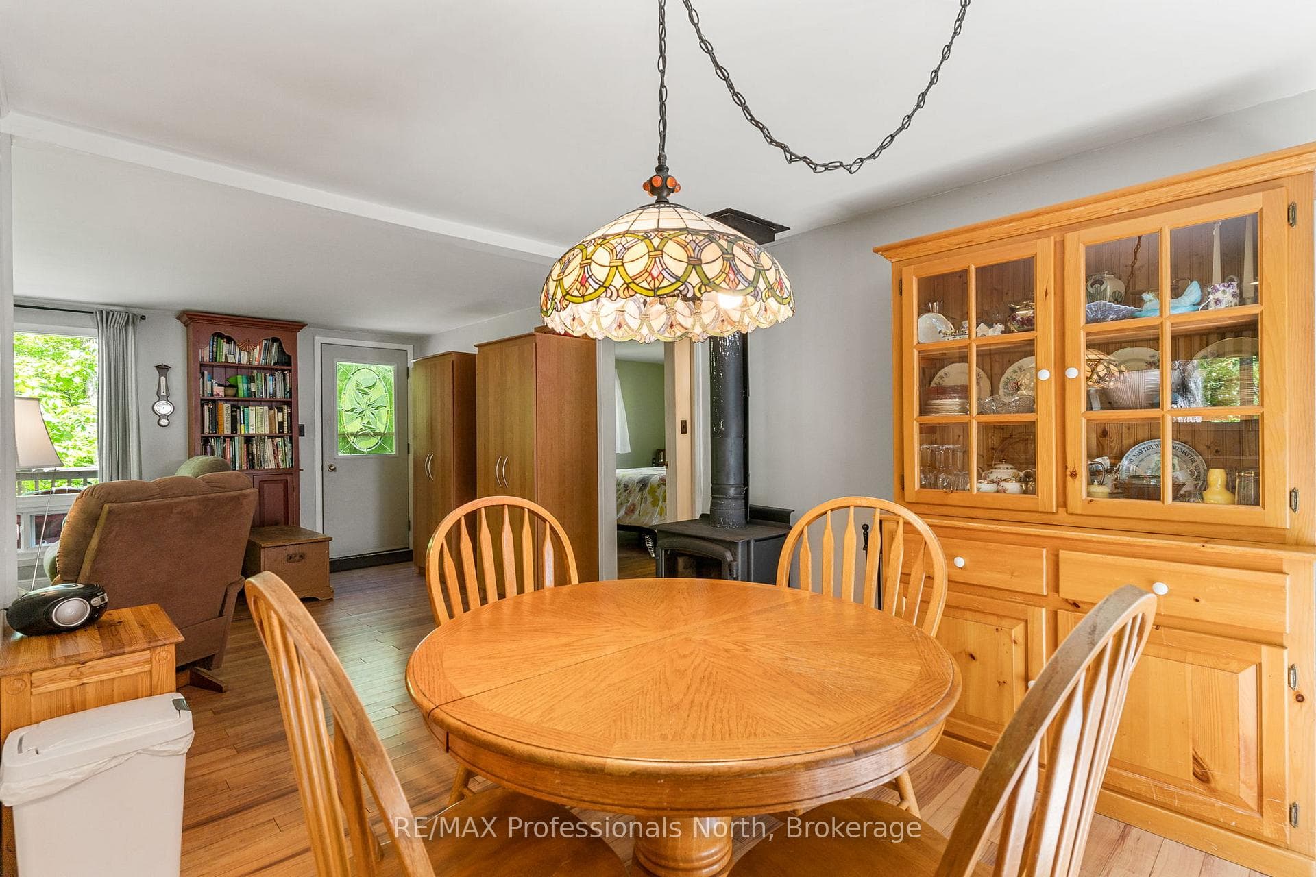 4792 Harburn Road photo 12