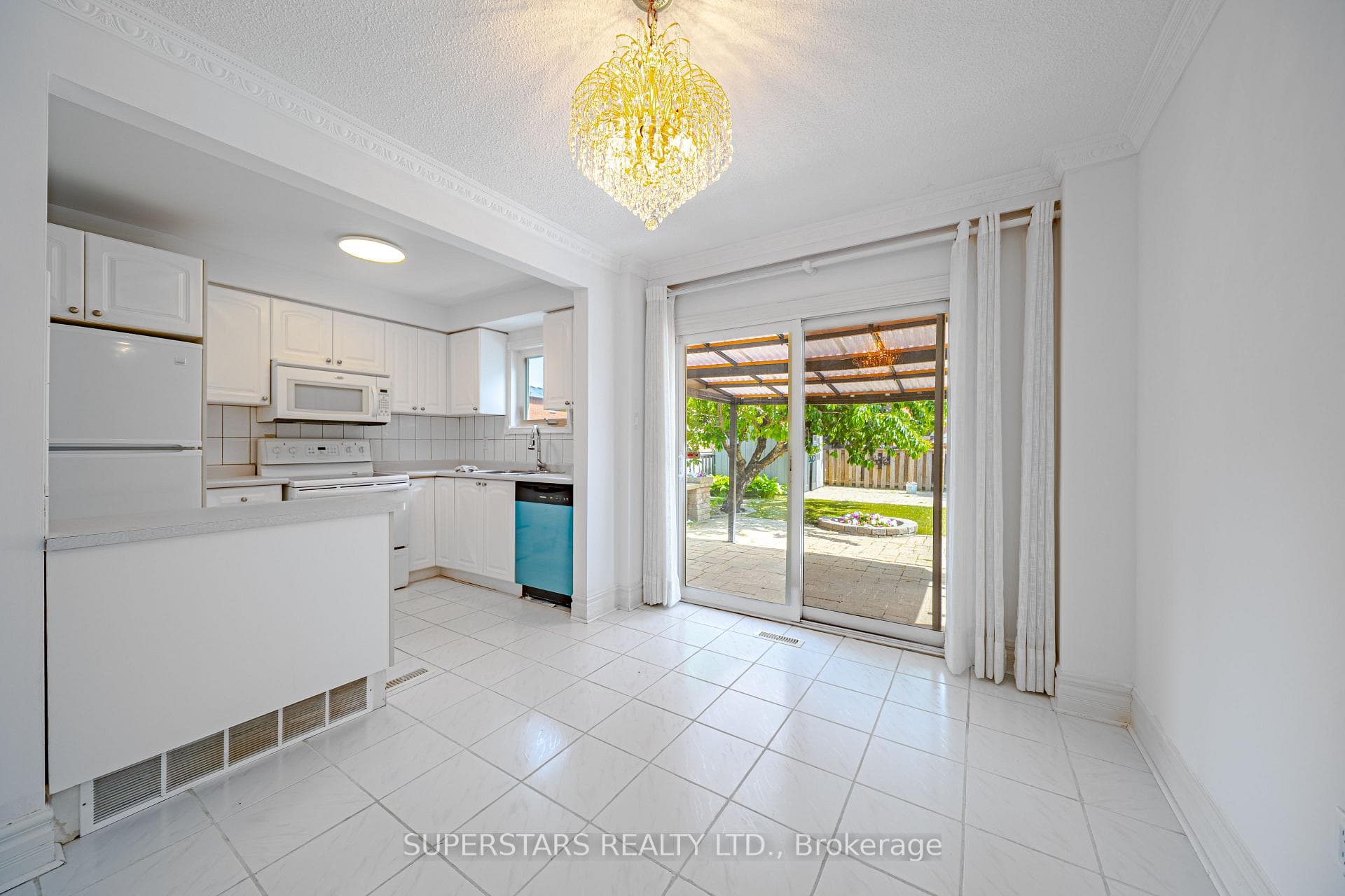 14 Marlow Crescent photo 4