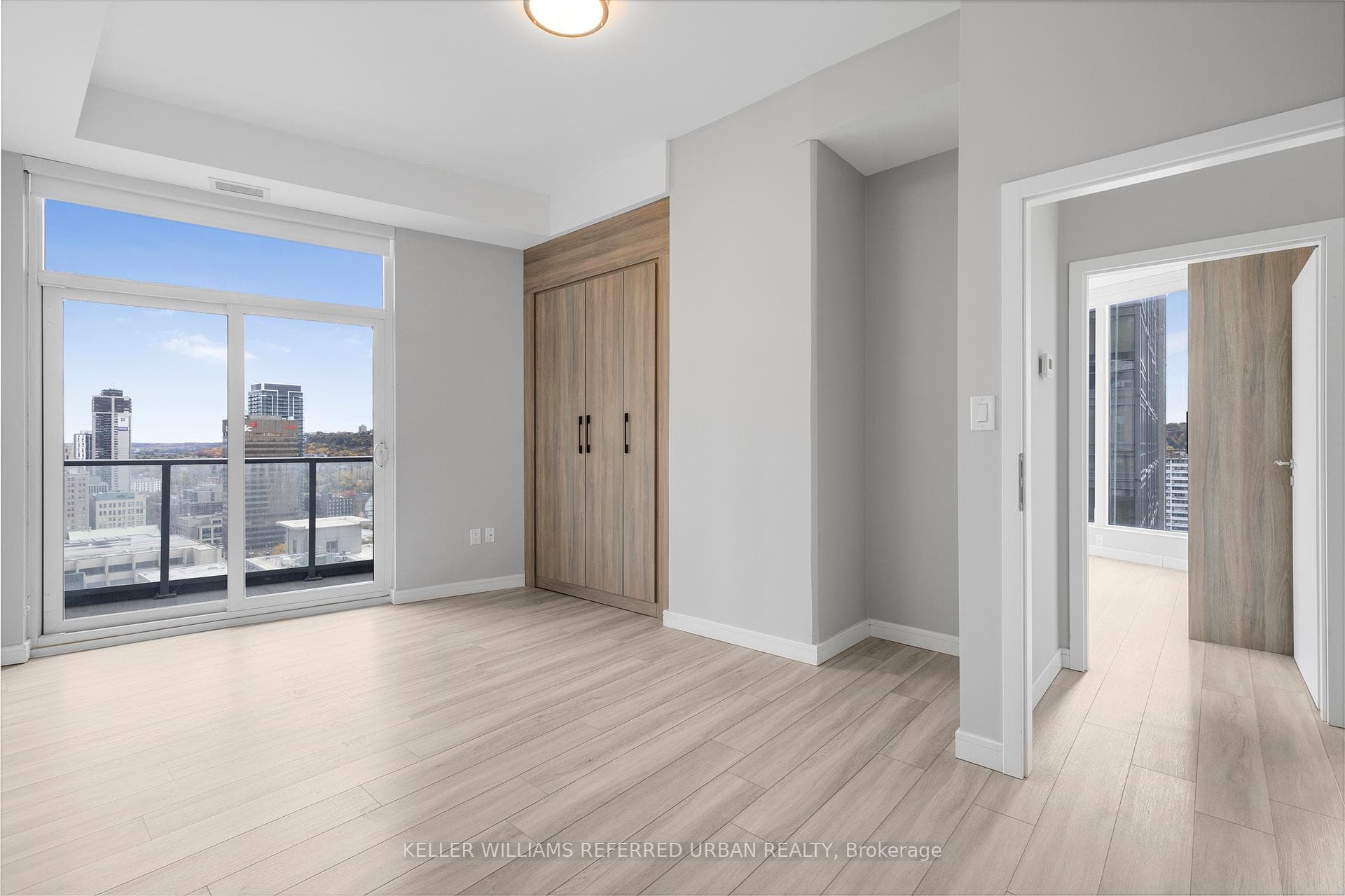 20 George Street Unit 2107 photo 12