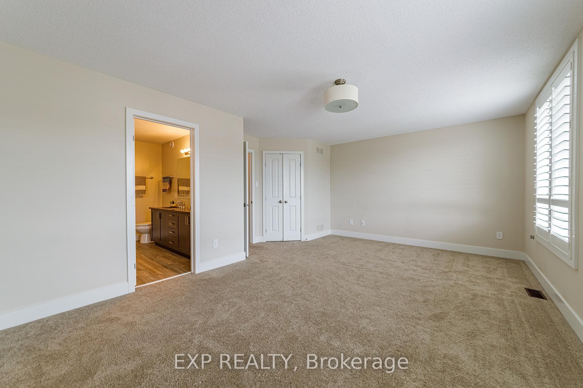 605 Tennant Way photo 22