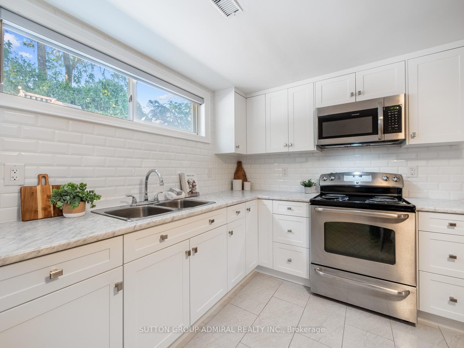 10 Terrydale--Basement Drive photo 9