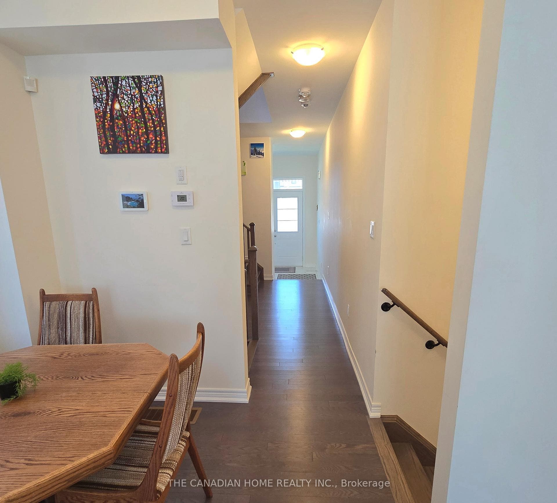 76 CONARTY Crescent photo 4