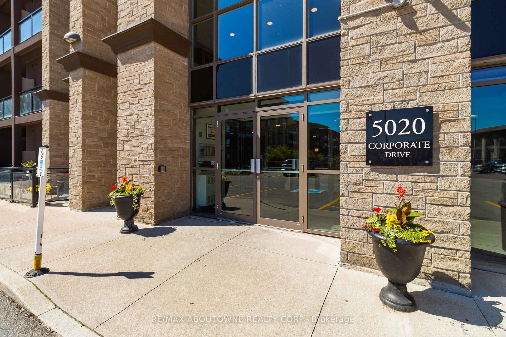 5020 Corporate Drive Unit 408 photo 4