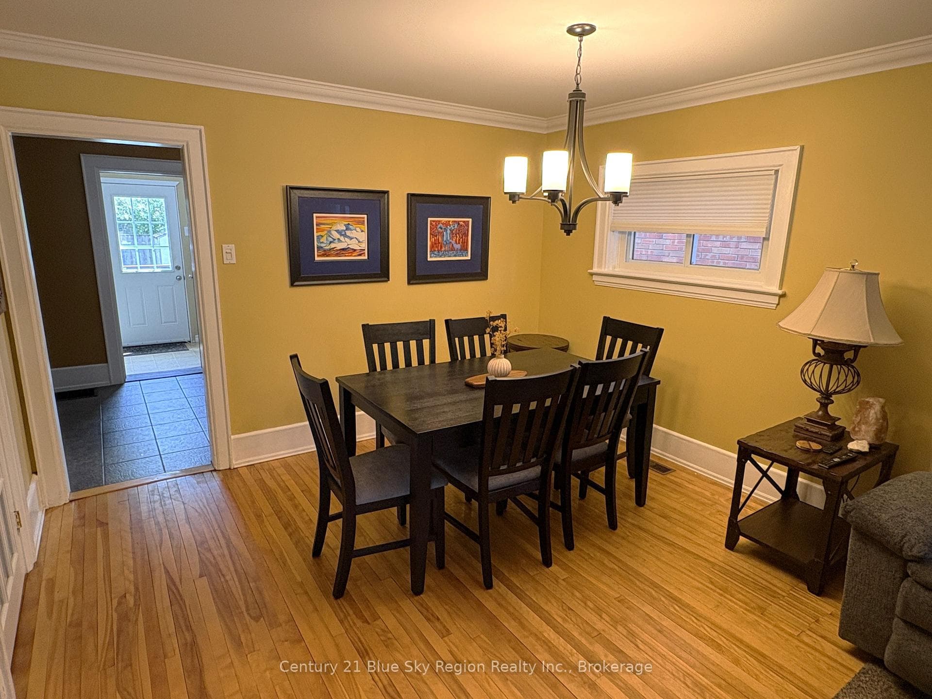 Dining room leading into kitchen
