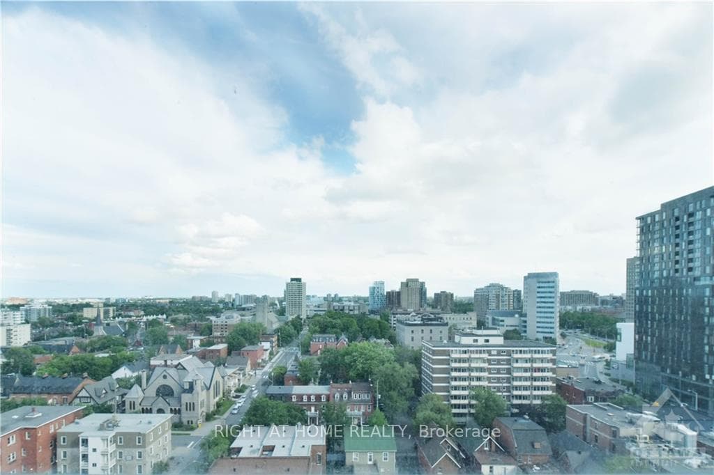 234 RIDEAU Street Unit 1608 photo 19