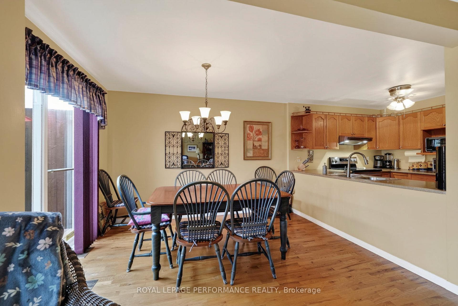 522 Jase Street photo 11