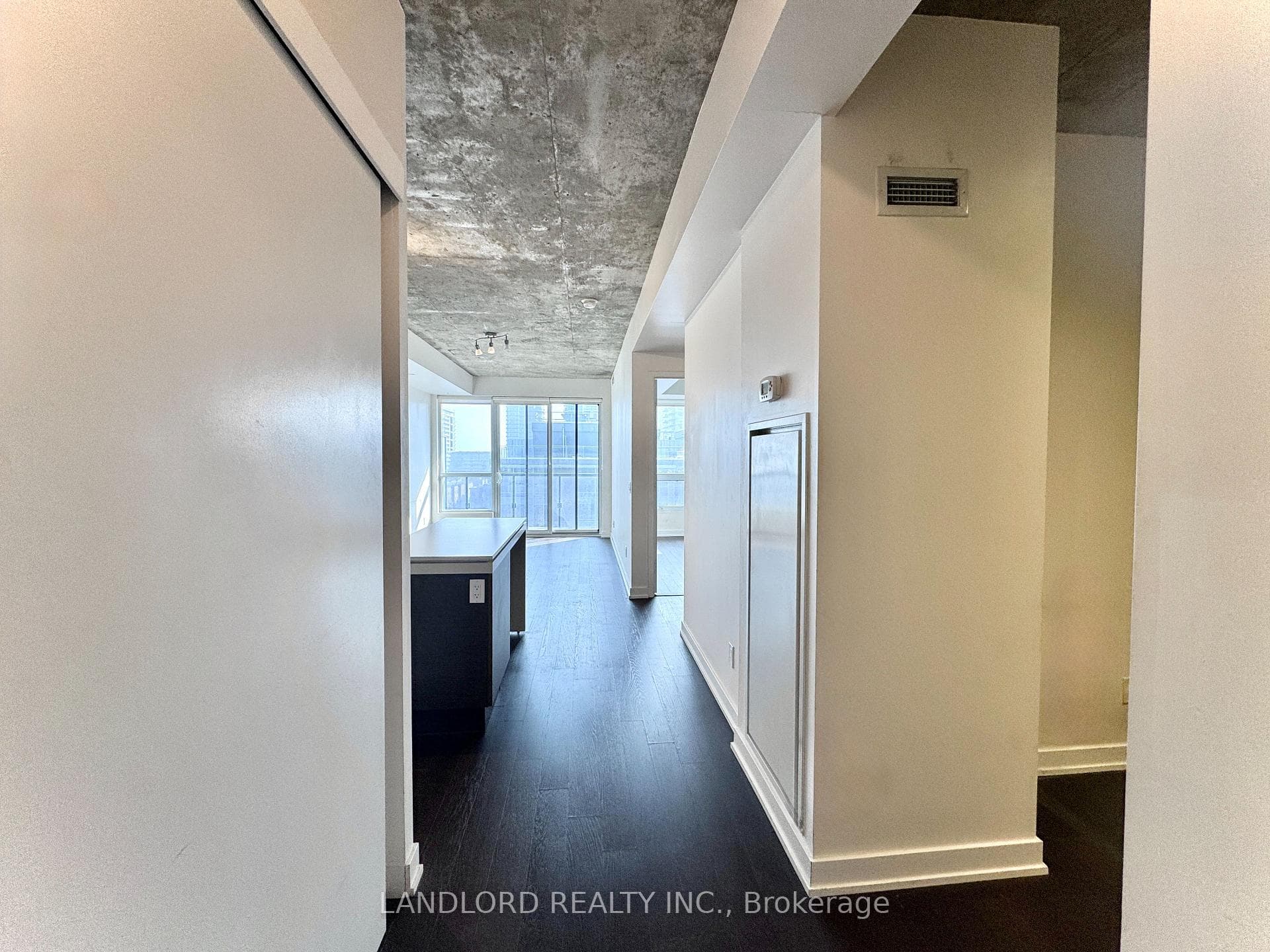 1030 King Street Unit 815 photo 8