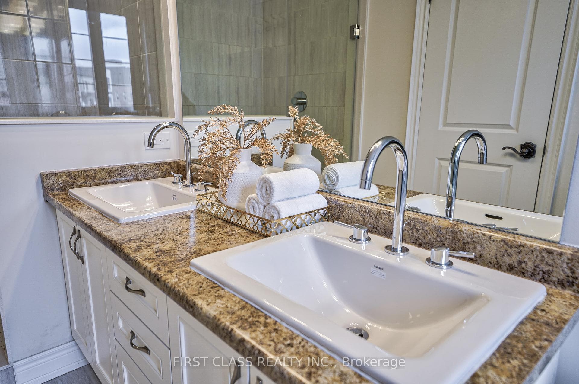 4 Creekvalley Lane photo 33