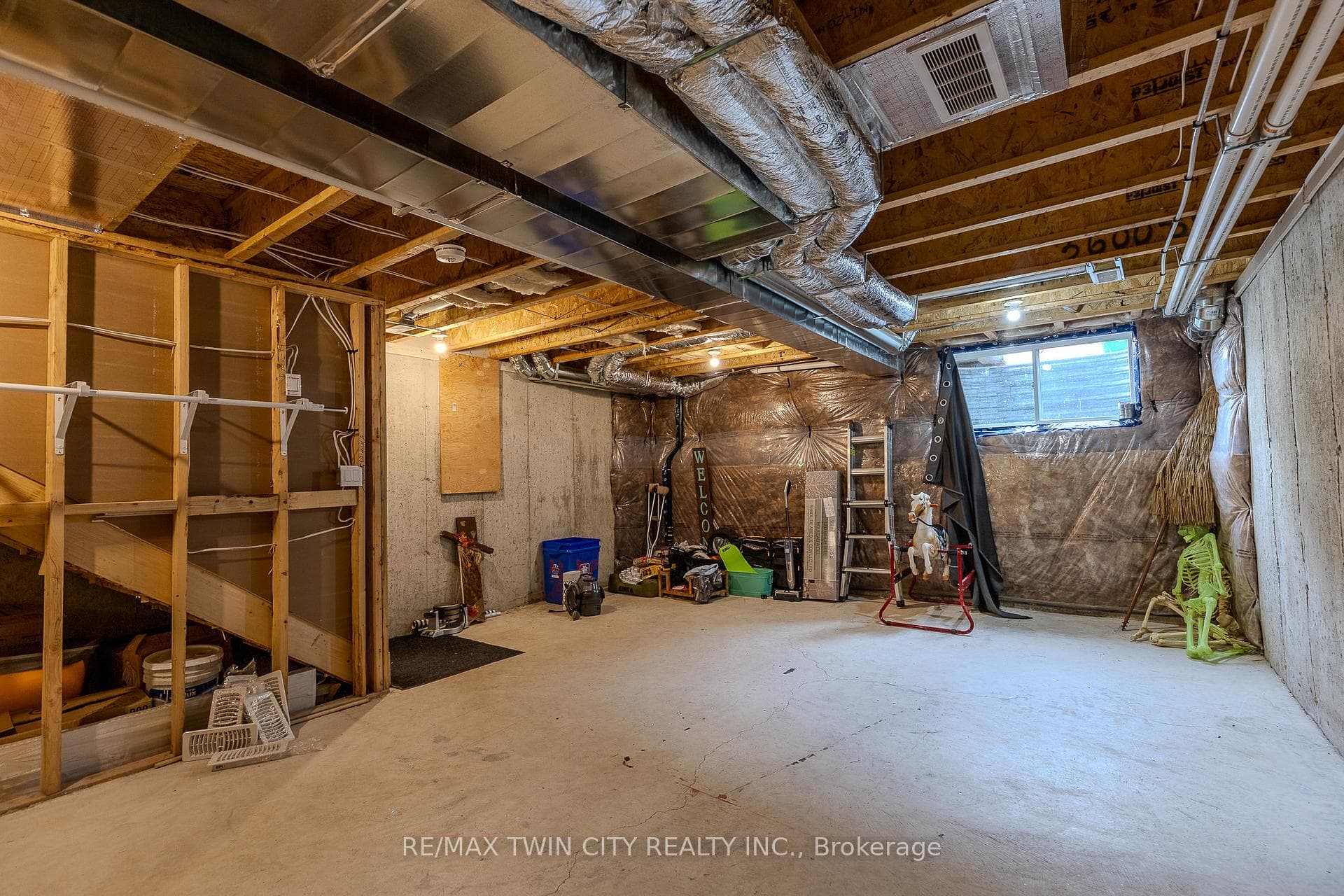 77 Wilkinson Avenue photo 14