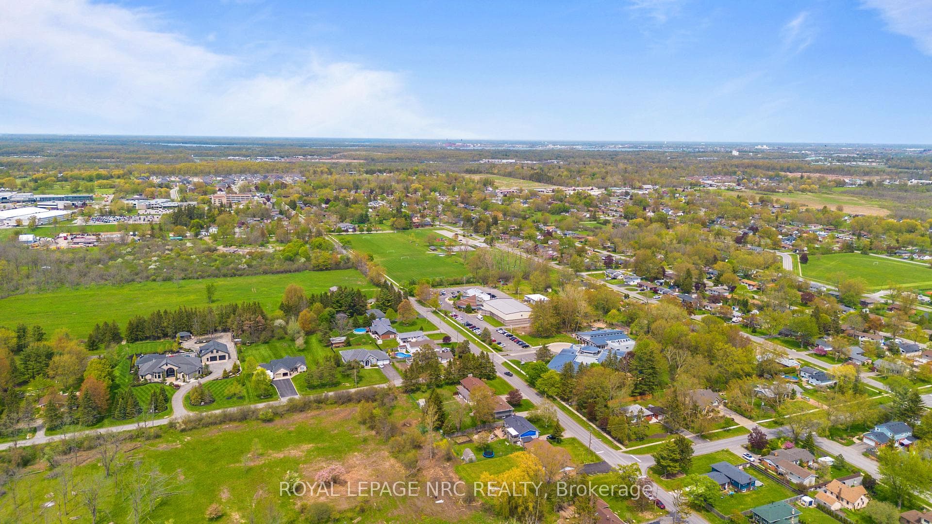 930 Ferndale Avenue photo 44