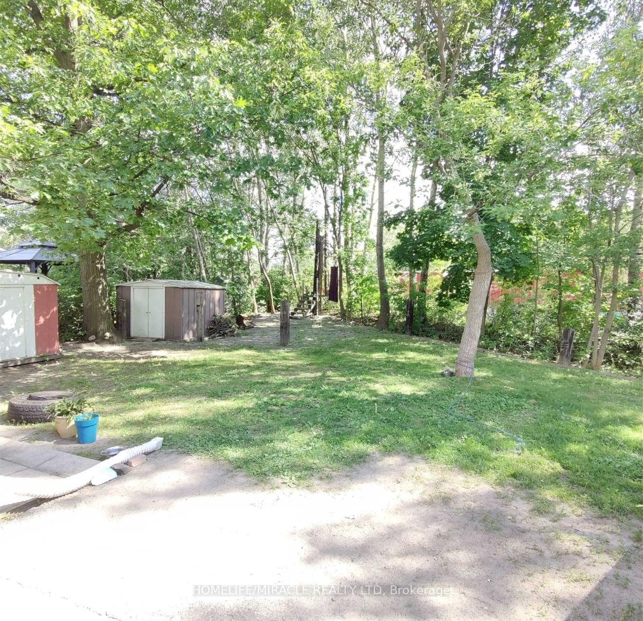 297 Morris Street photo 35