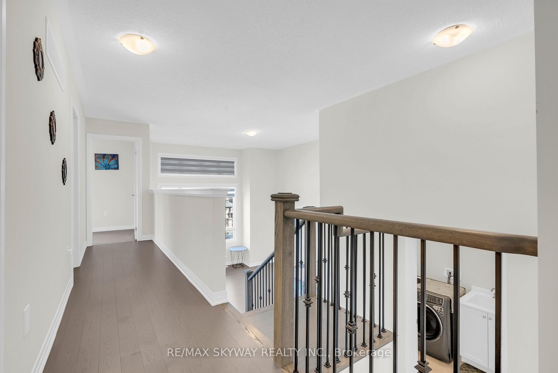 16 Tyler Avenue photo 27