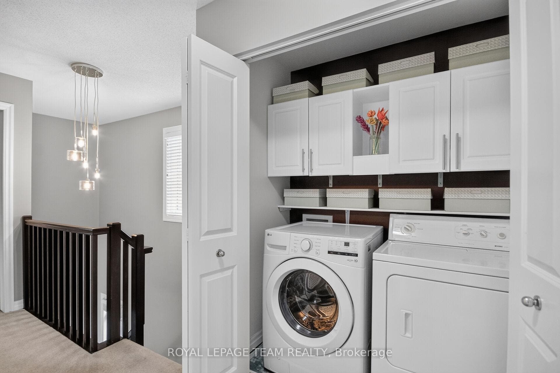 111 Hawkeswood Drive photo 29