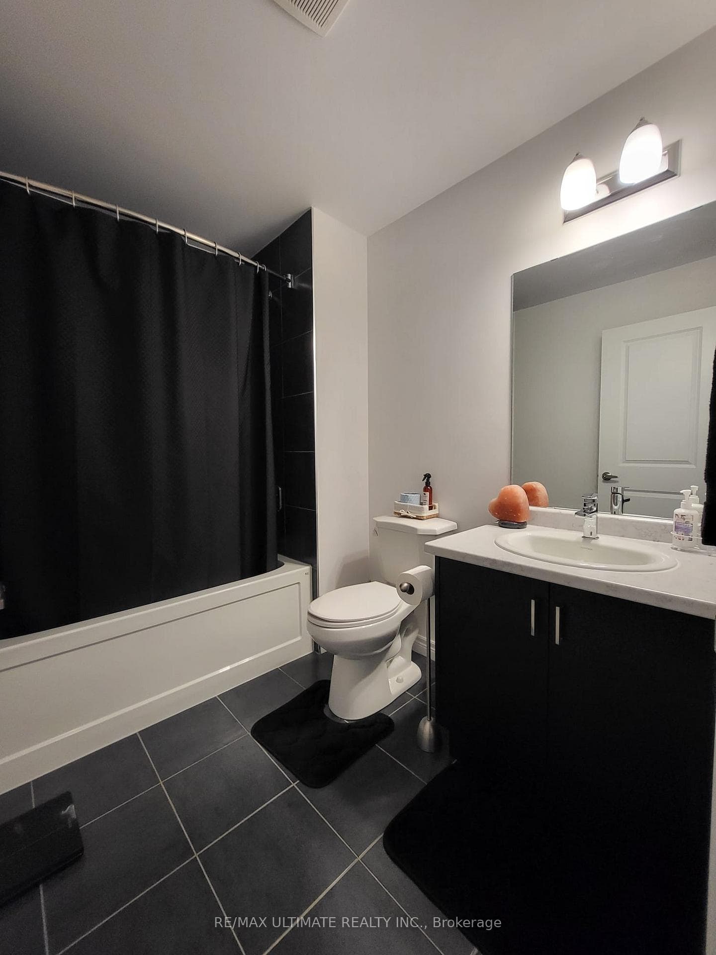 575 Woodward Avenue Unit 77 photo 15