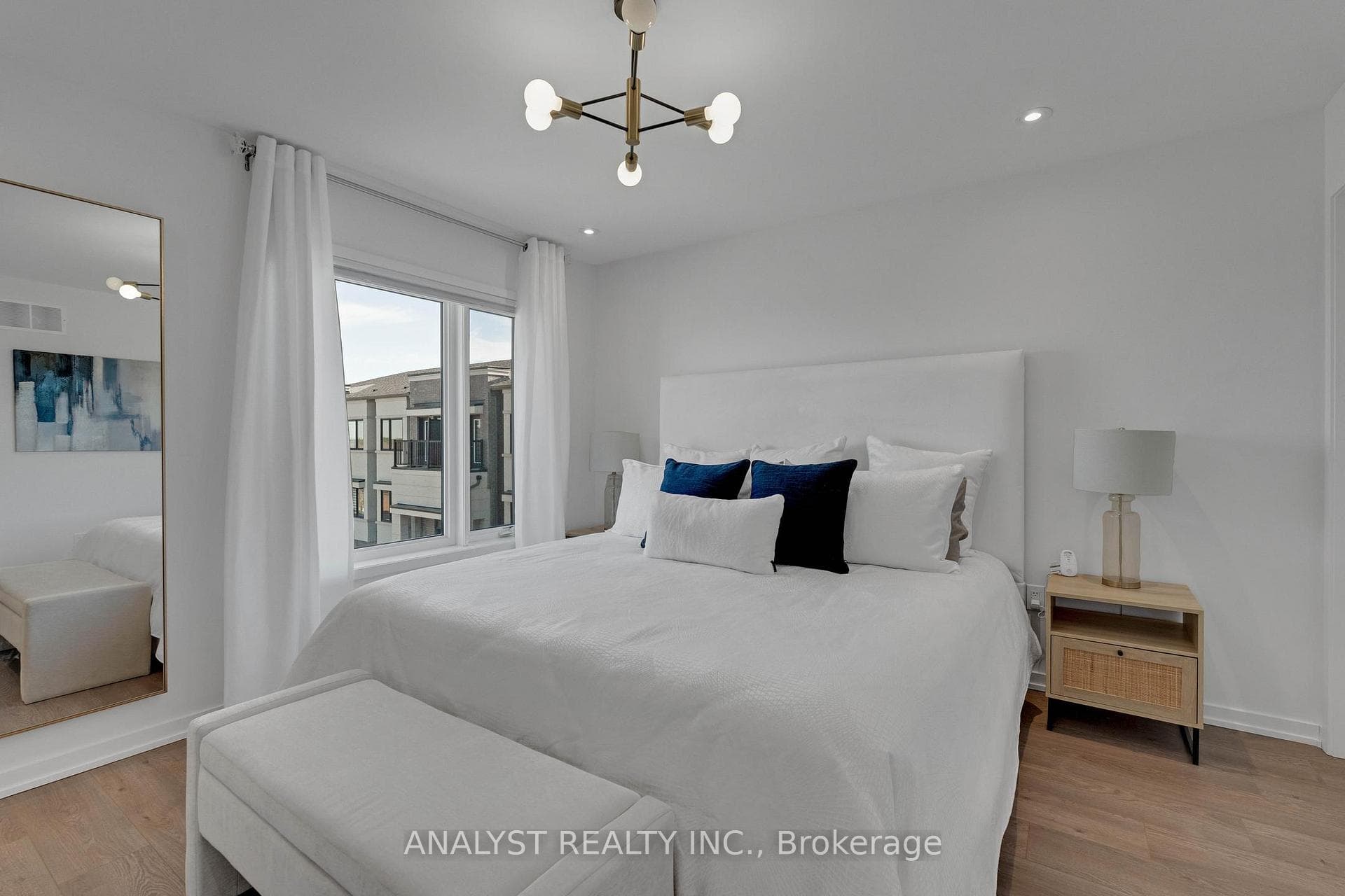 28 Queensland Crescent photo 18