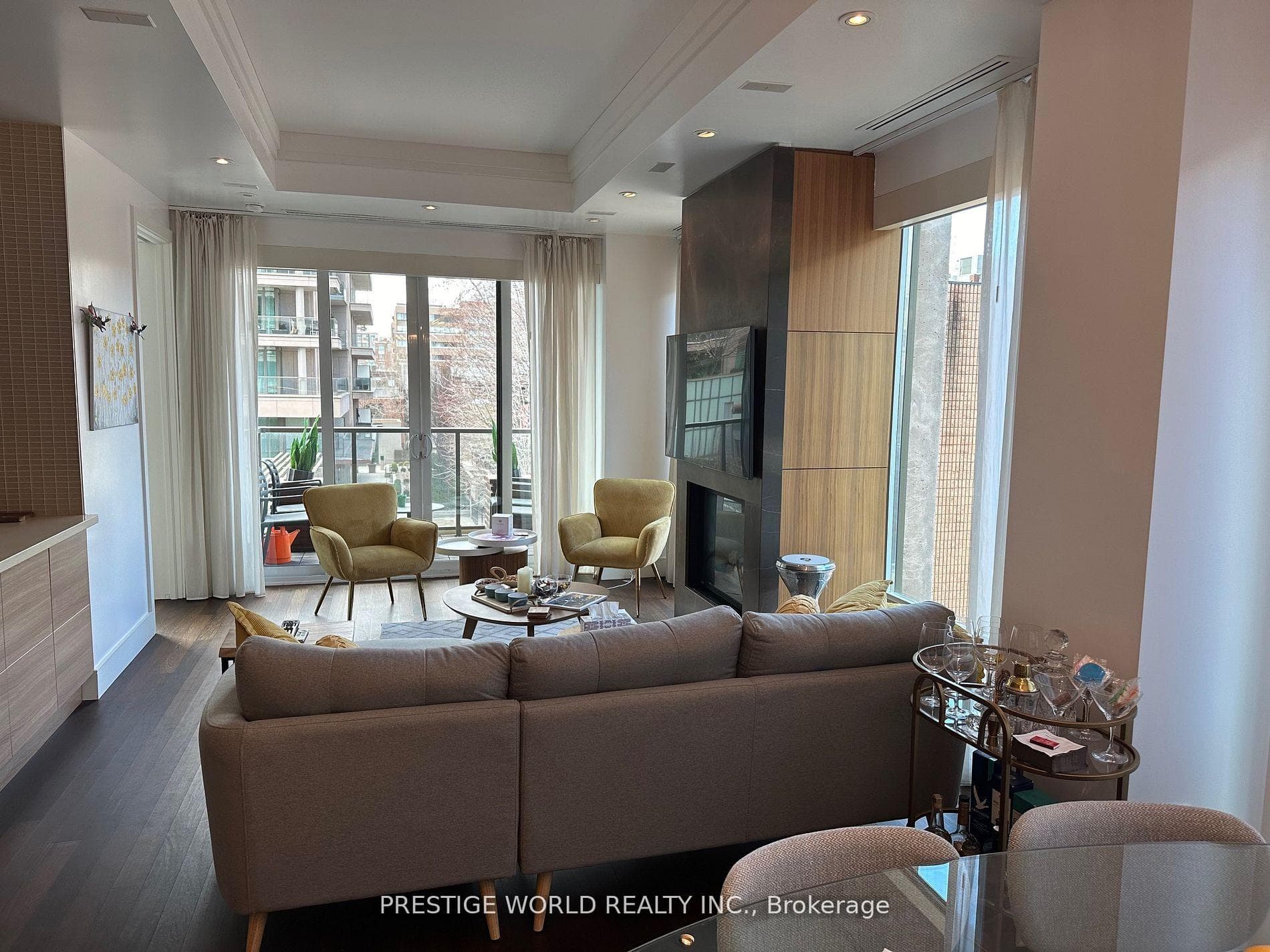 80 Yorkville Avenue Unit 302 photo 21