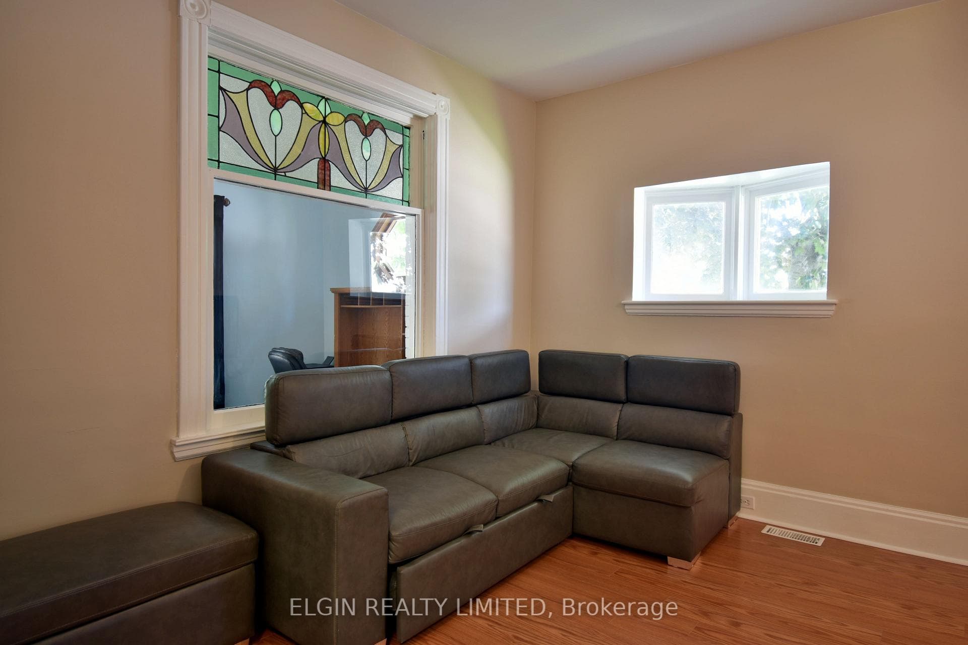48 Edward Street photo 16