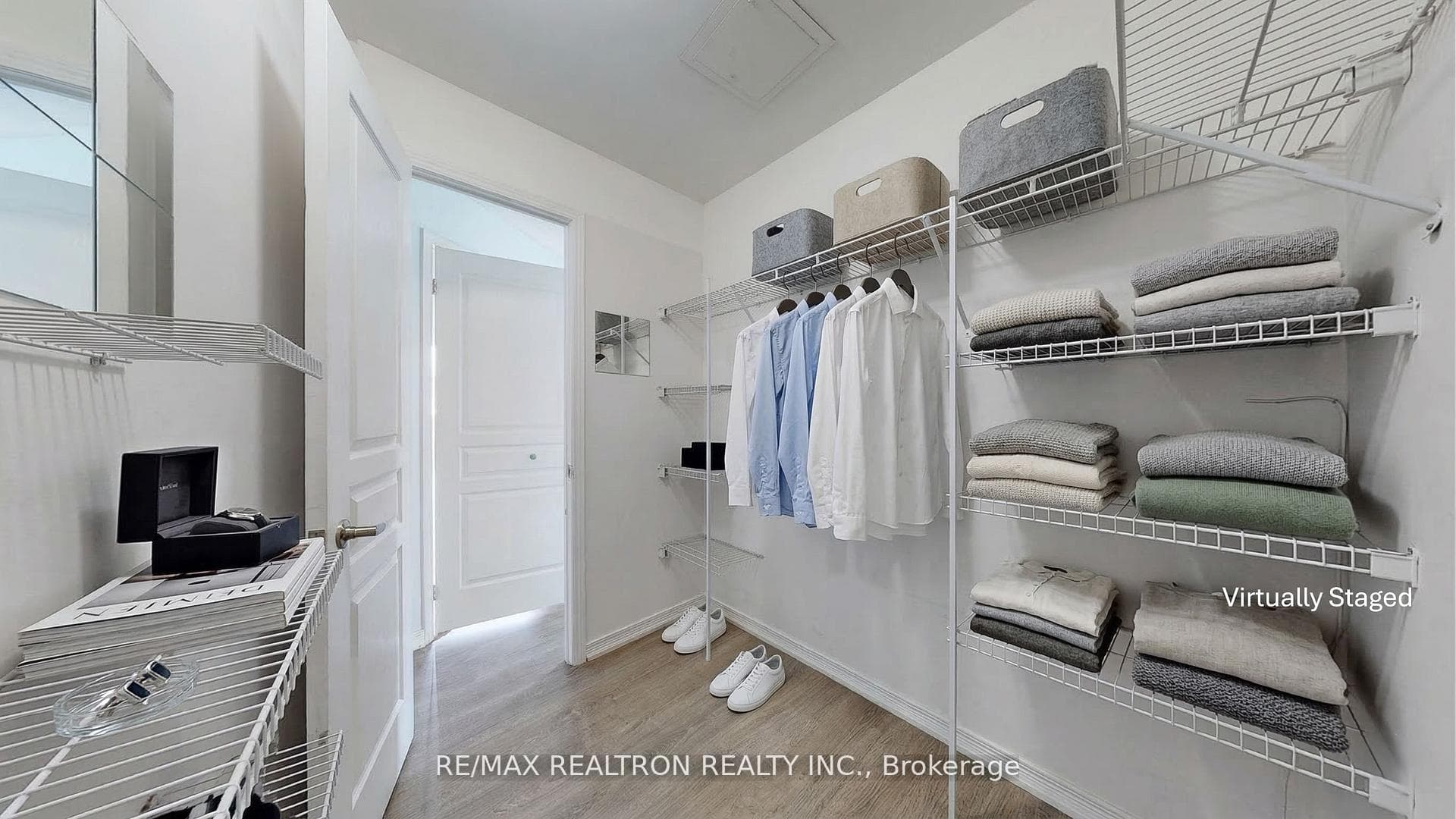503 Beecroft Road Unit 1115 photo 11