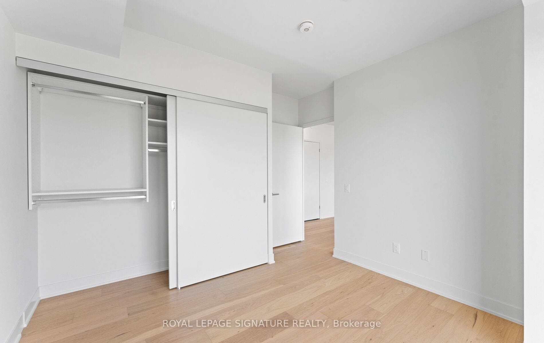 322 Dupont Street Unit 1008 photo 21
