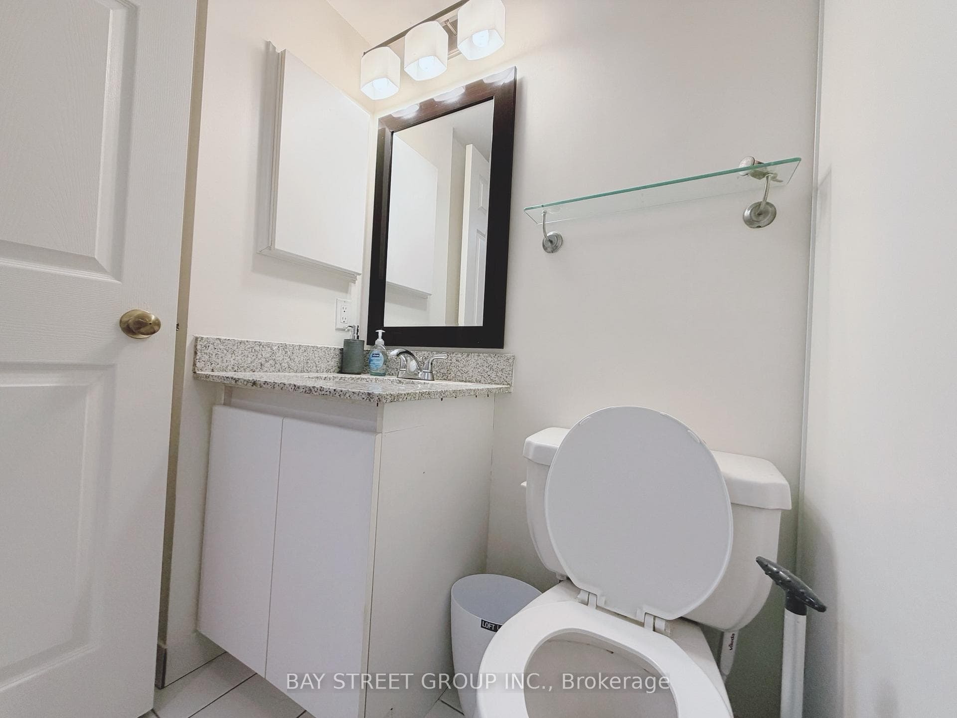 24 Wellesley Street Unit 216 photo 28
