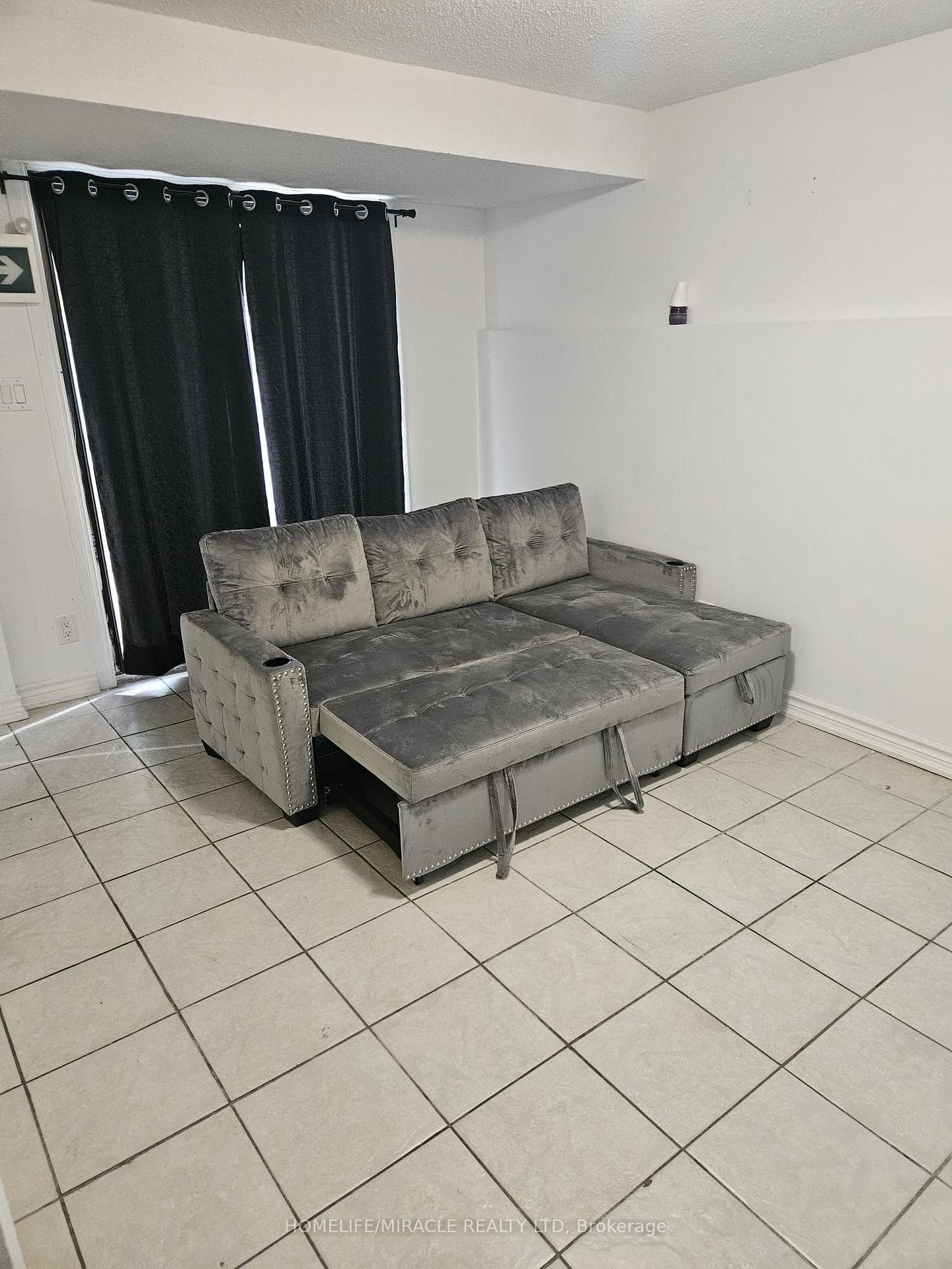 43 Blossom Avenue photo 11