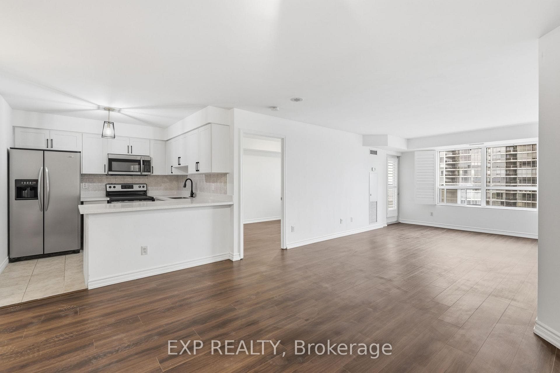 25 Kingsbridge Garden Circle Unit 2120 photo 8