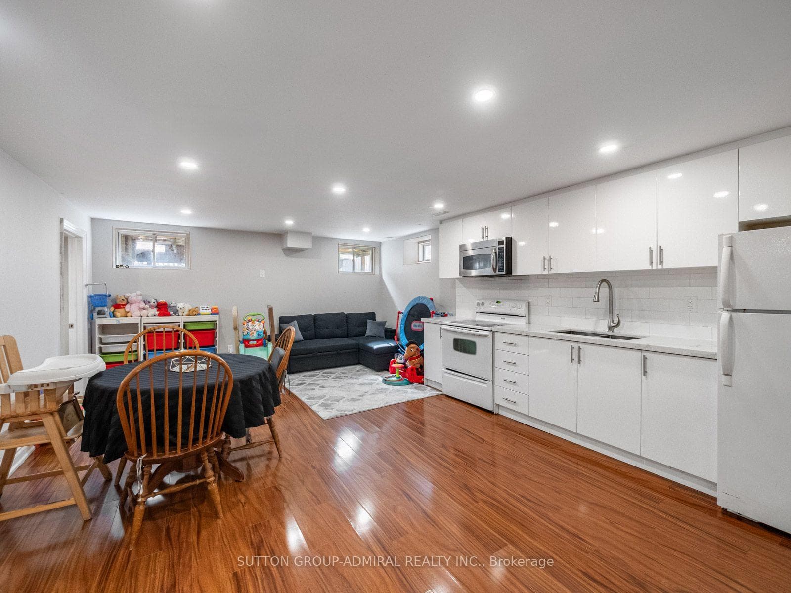 16 Craigvale Street photo 36
