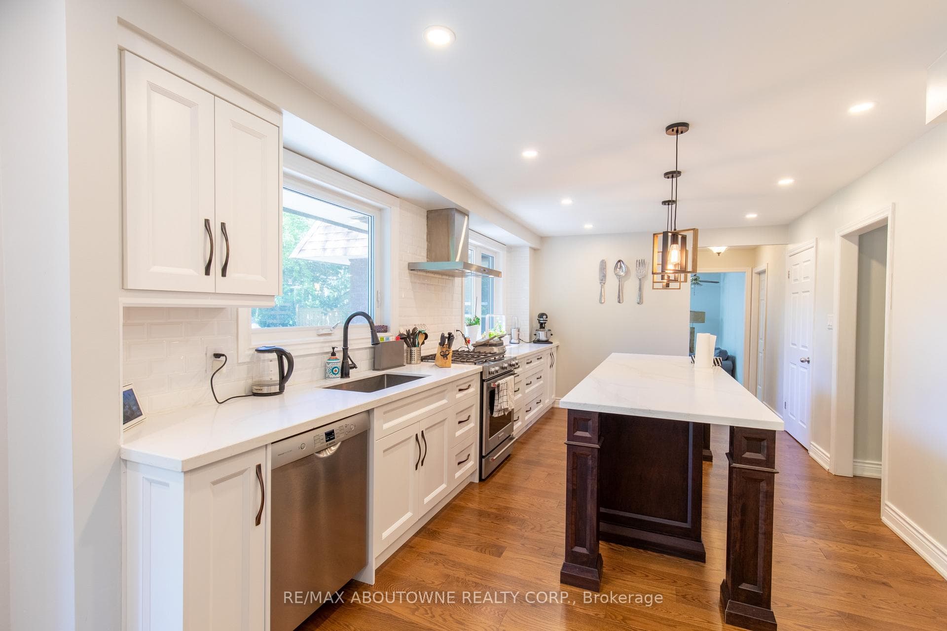 196 Charnwood Drive photo 18