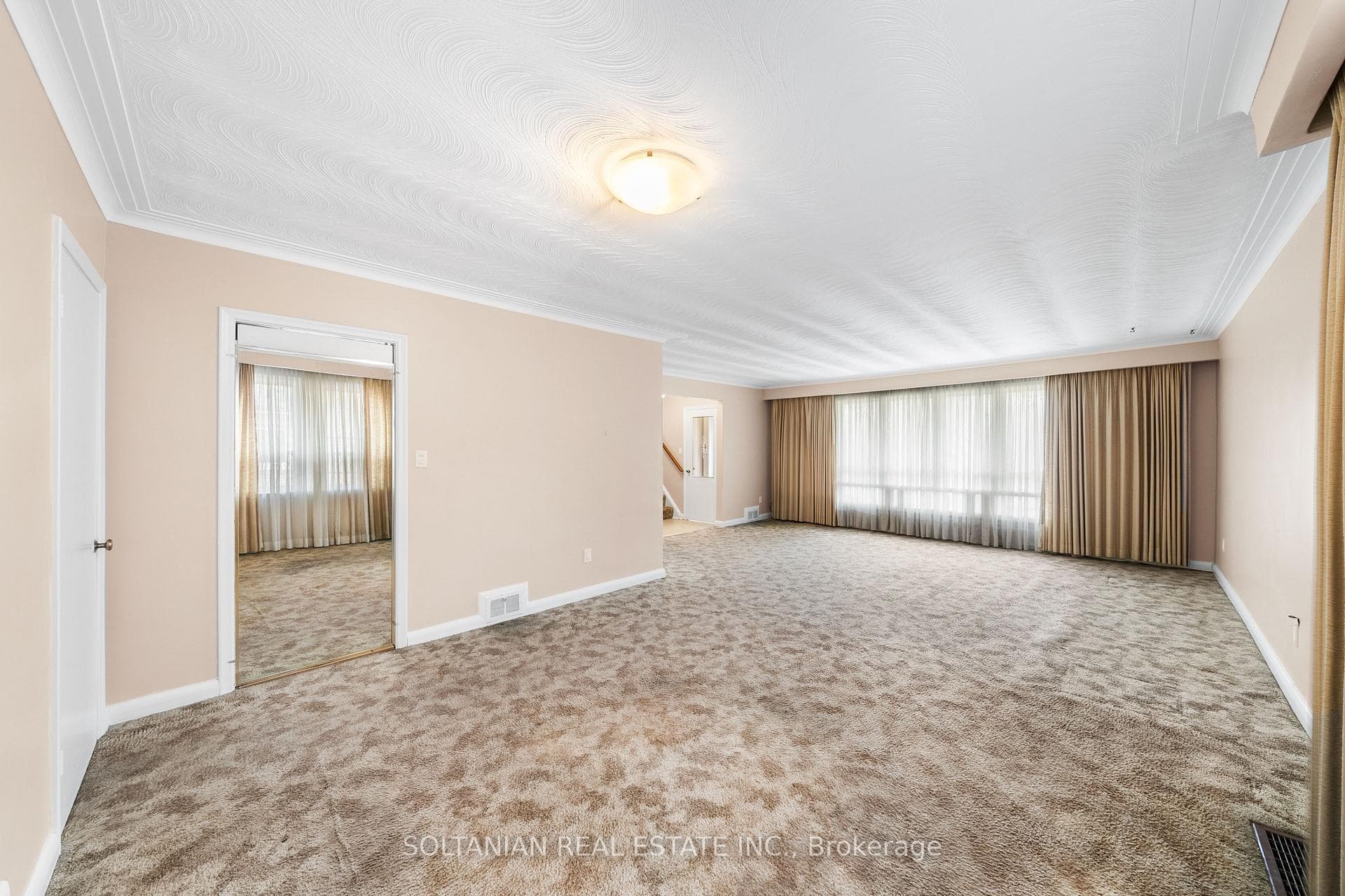 167 Betty Ann Drive photo 6