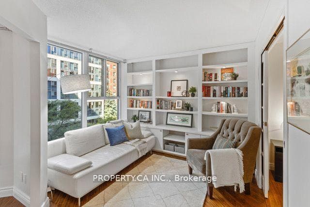 222 The Esplanade N/A Unit 439 photo 13