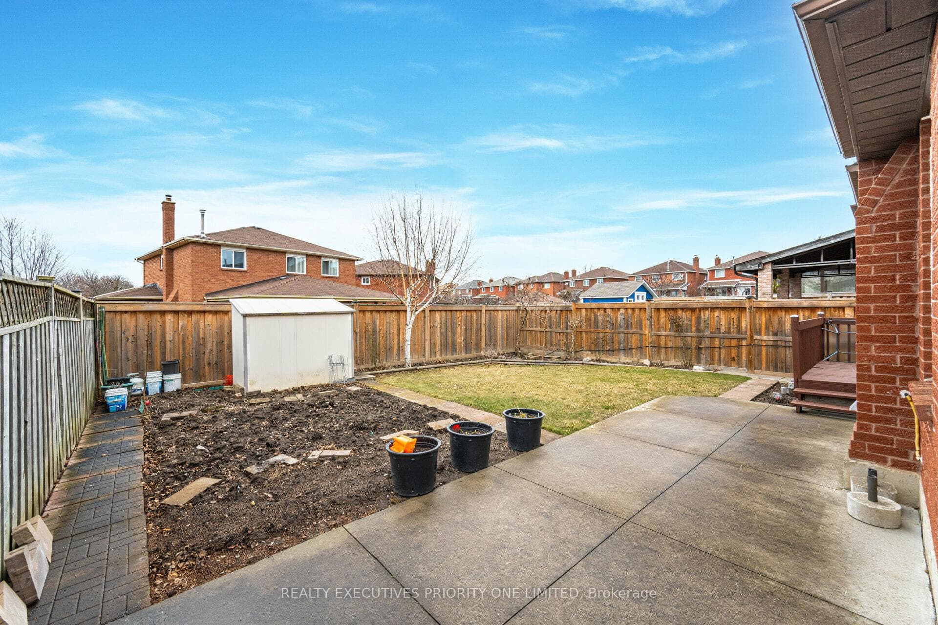 489 Barrhill Road photo 32