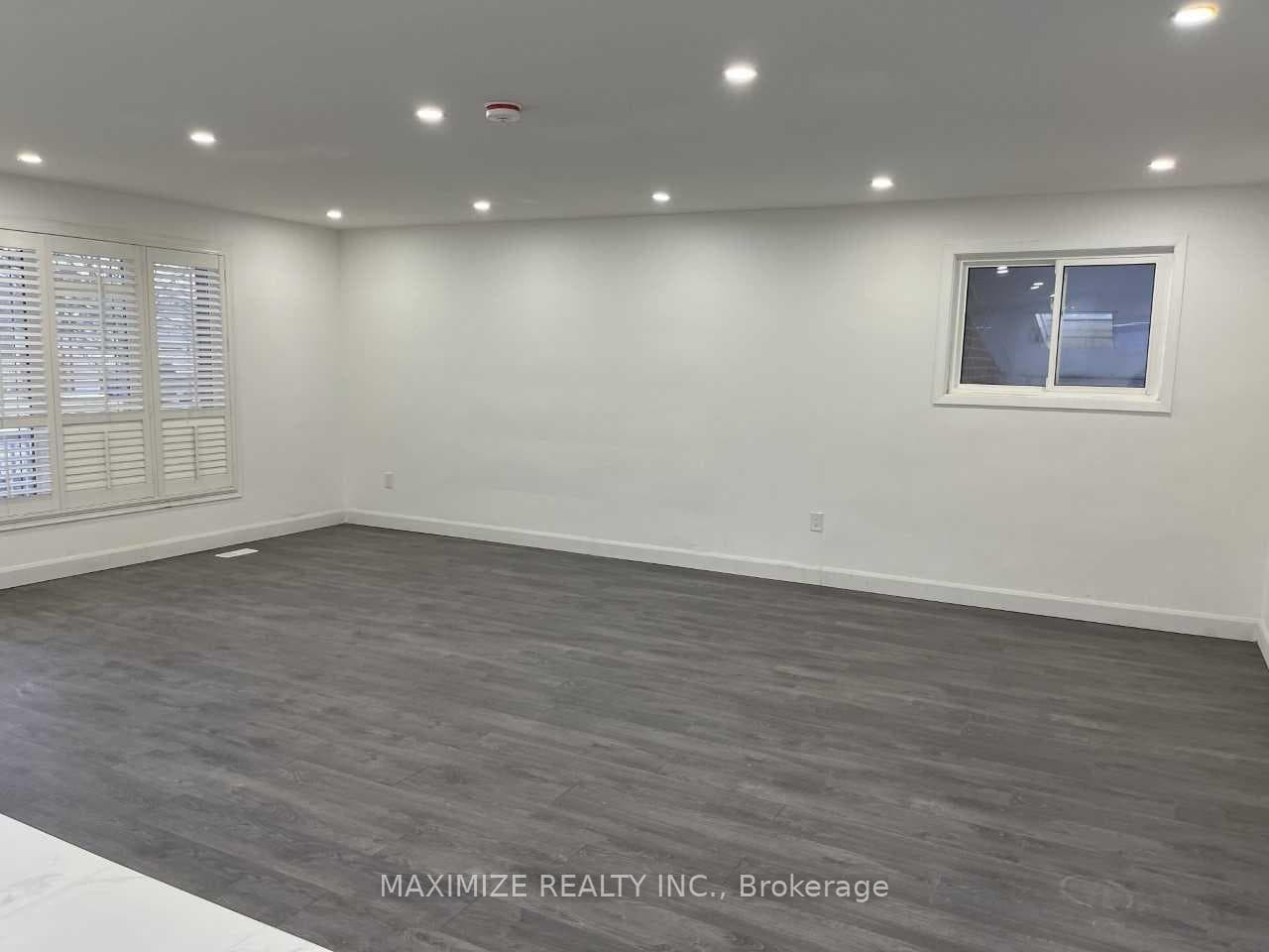 7287 Dellaport Drive photo 7