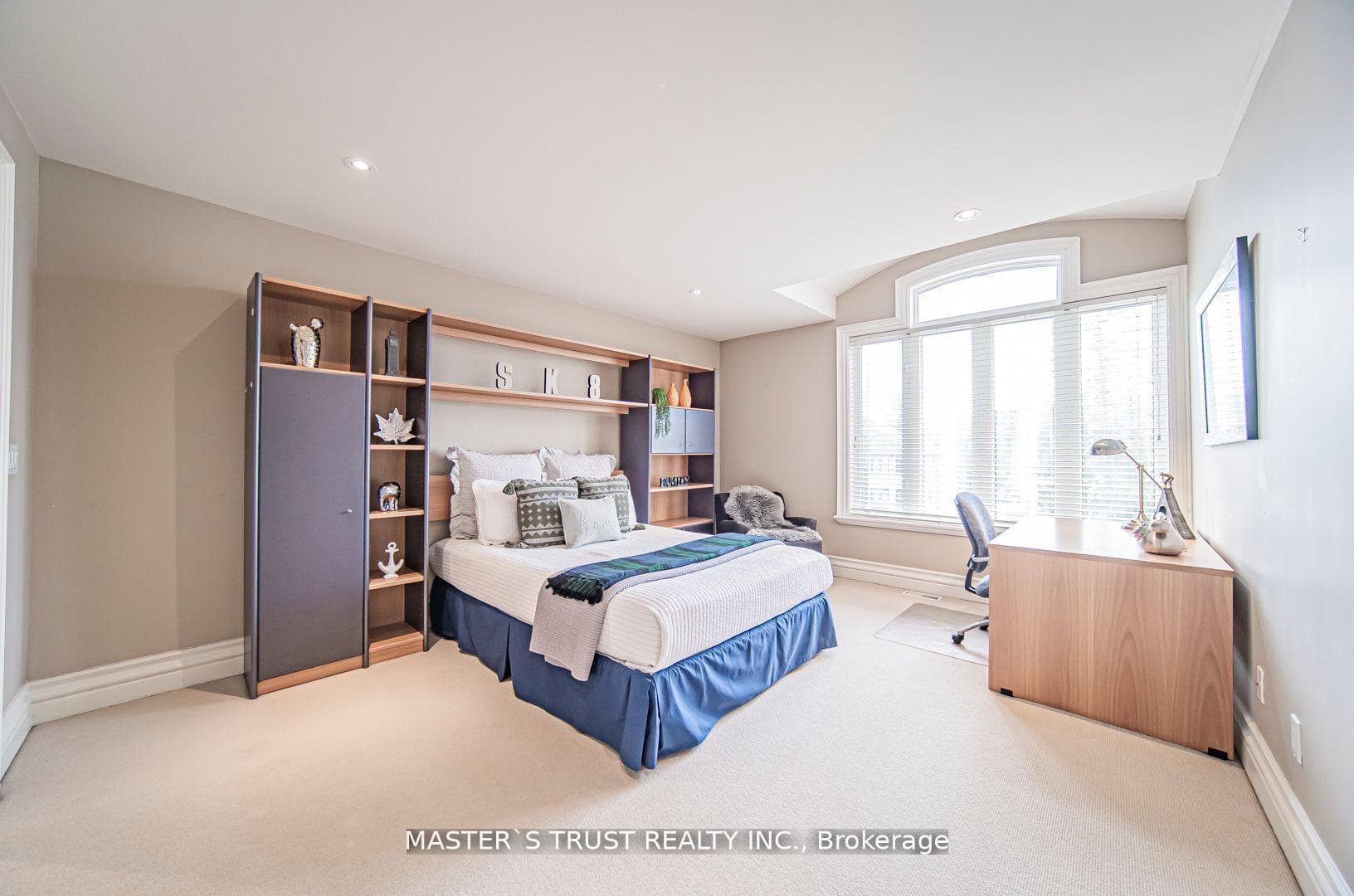 322B Empress Avenue photo 25