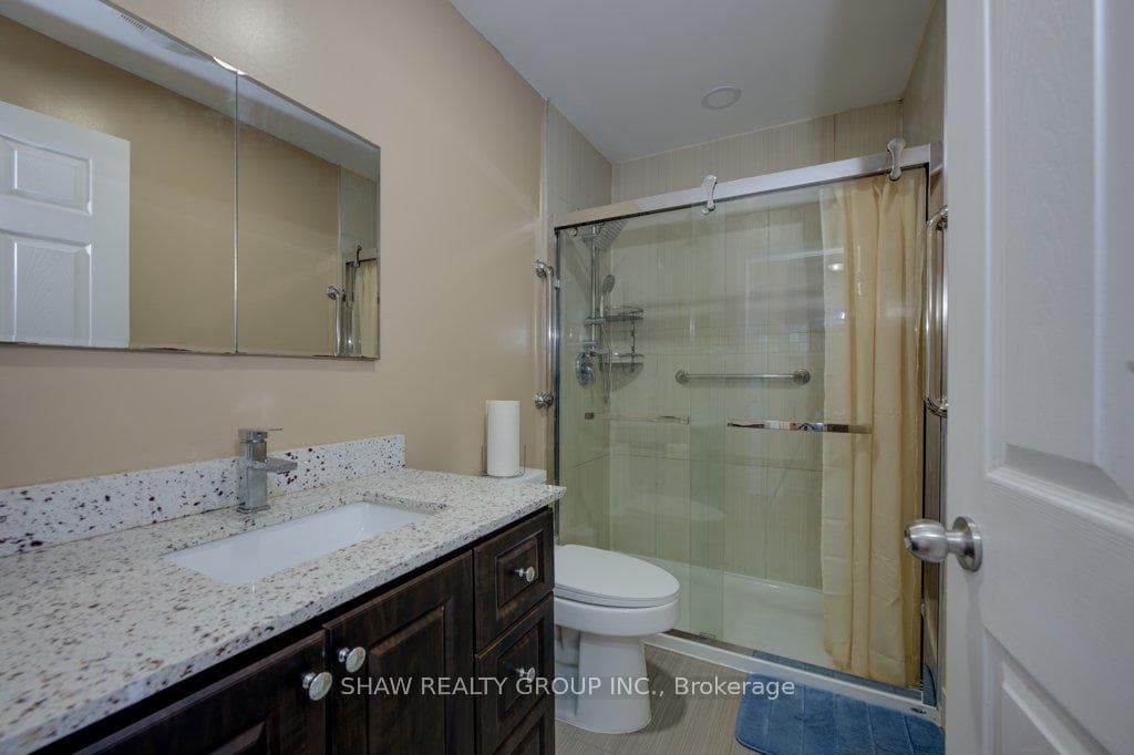 7440 Goreway Drive Unit 22 photo 22