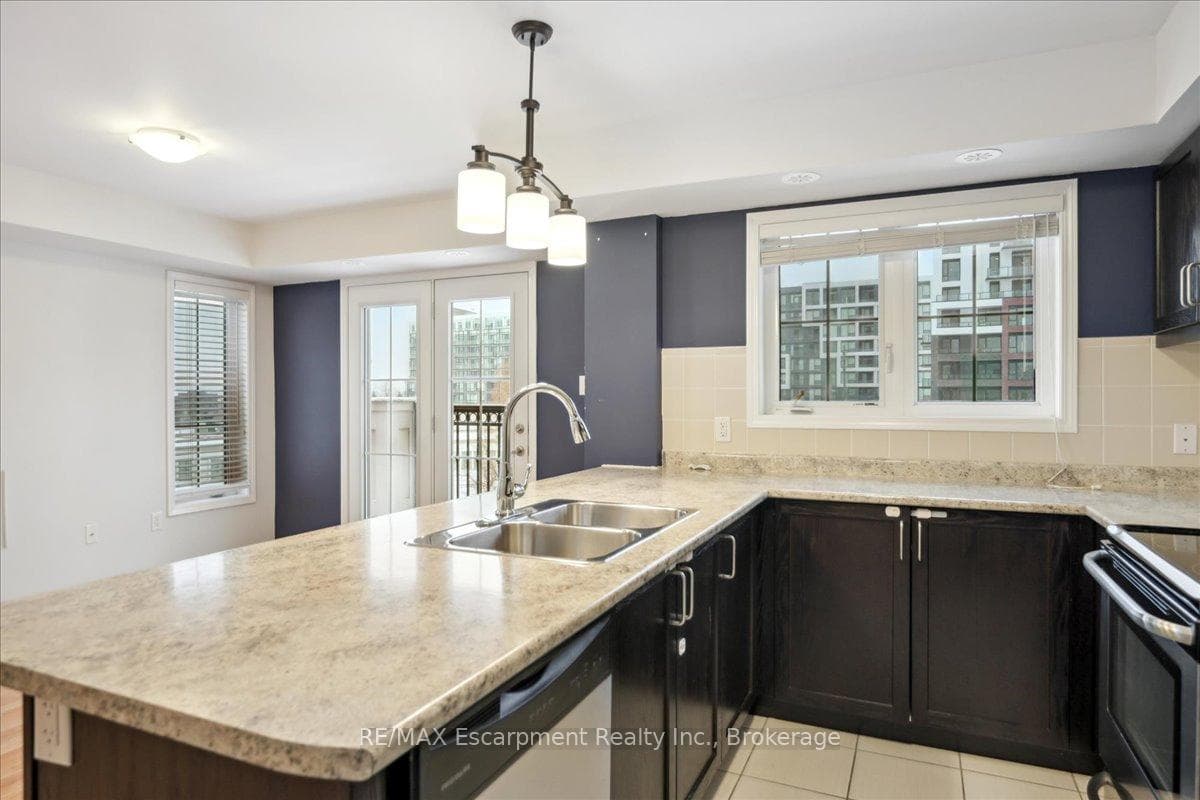 2441 Greenwich Drive Unit 64 photo 24