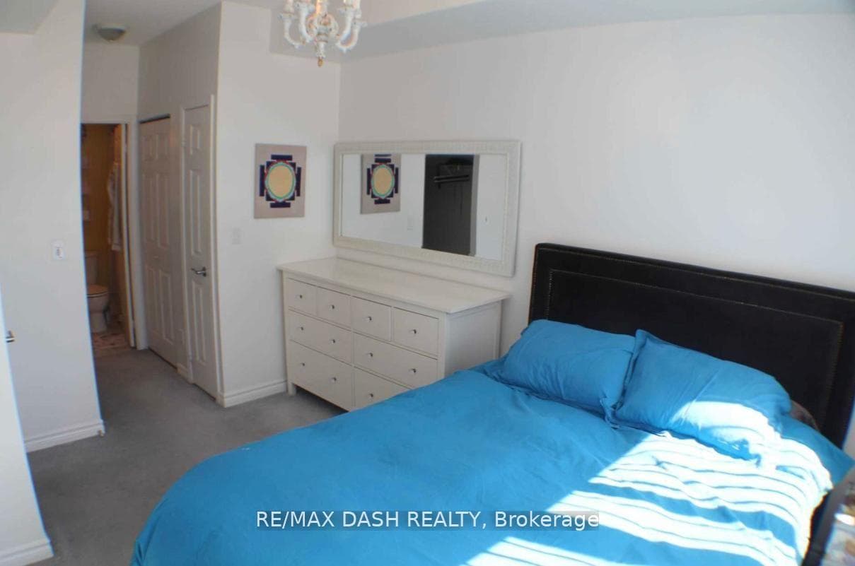 18 Holmes Avenue Unit 708 photo 5