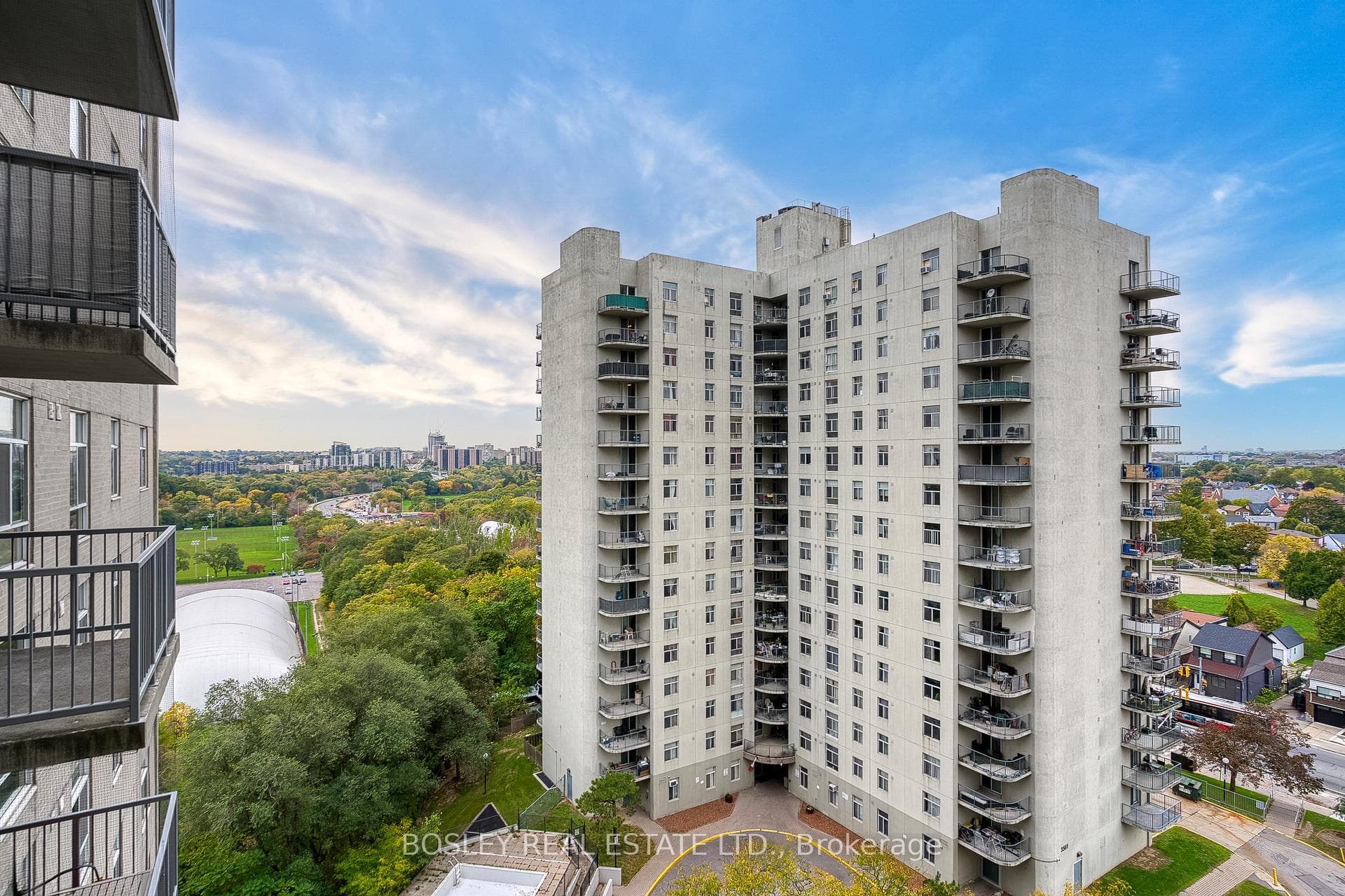 3559 Eglinton Avenue Unit 1106 photo 13