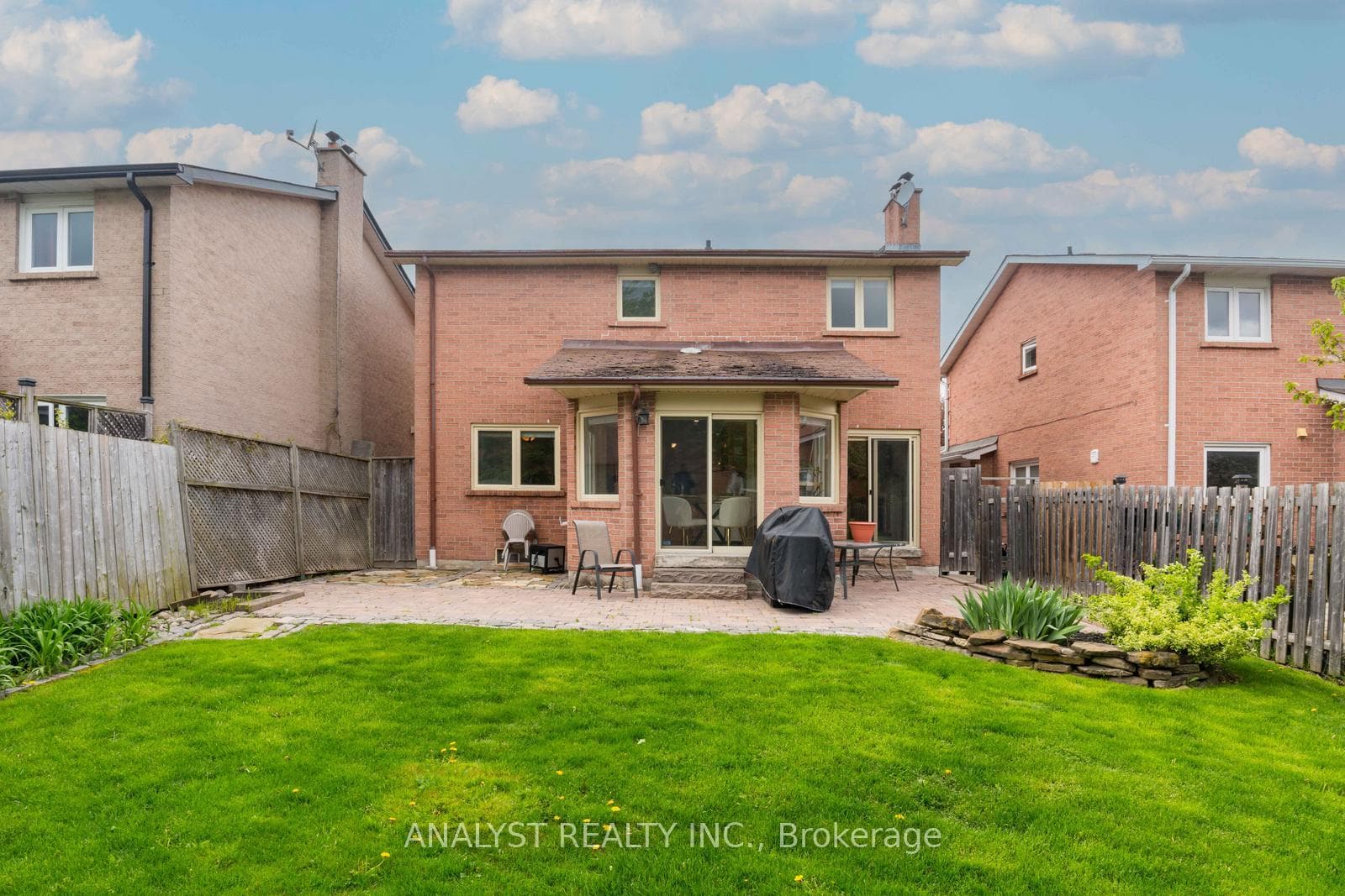 43 Fountainbridge Drive photo 35